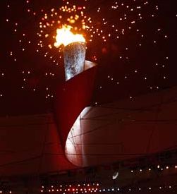 Photo flamme olympique dans le stade pékin 2008
