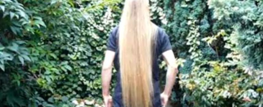 Record du monde de cheveux longs pour un homme ?