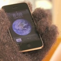 Vidéo pub protections iPhone : Comment j'ai perdu mon téton!