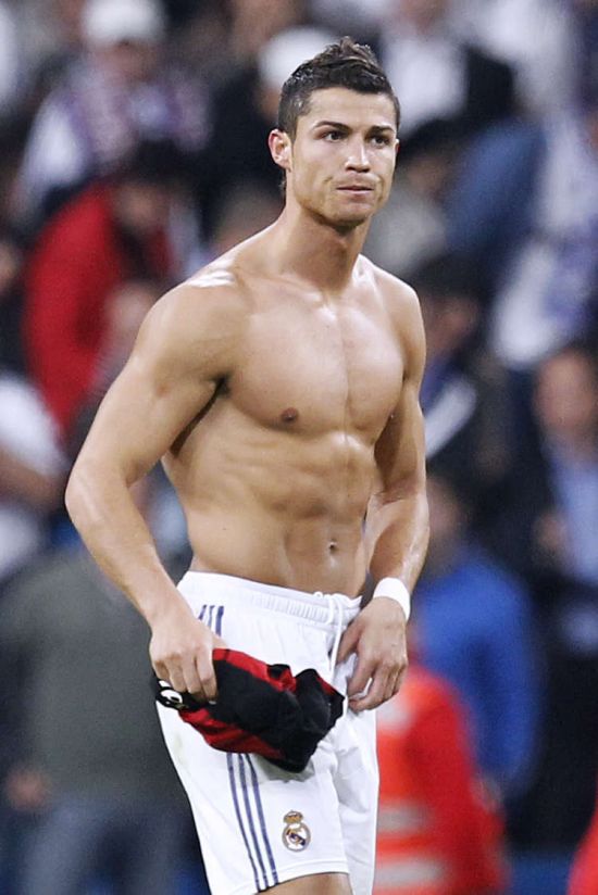 Cristiano Ronaldo Torse Nu #01