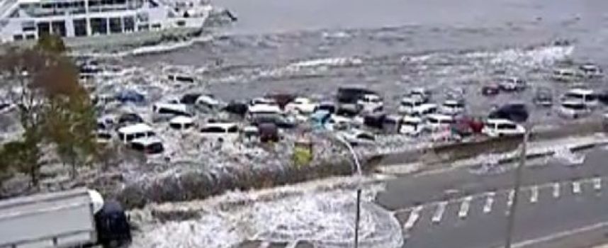 Nouvelle vidéo du Tsunami filmée d'un balcon