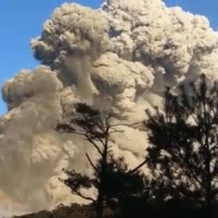Vidéo éruption volcanique au Japon