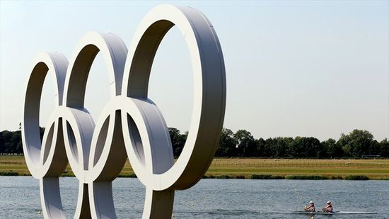 JO 2012 - Anneaux Olympiques bassin