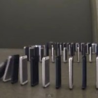 Dominos avec 10000 iPhones