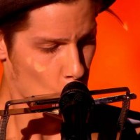 Max Blues Bird chante Love Me Anymore, The Voice 2015