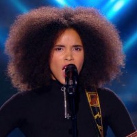 Andréa Durand chante Désenchantée de Mylène Farmer, The Voice 2017